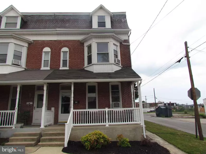 29 W 9TH AVE, York, PA 17404