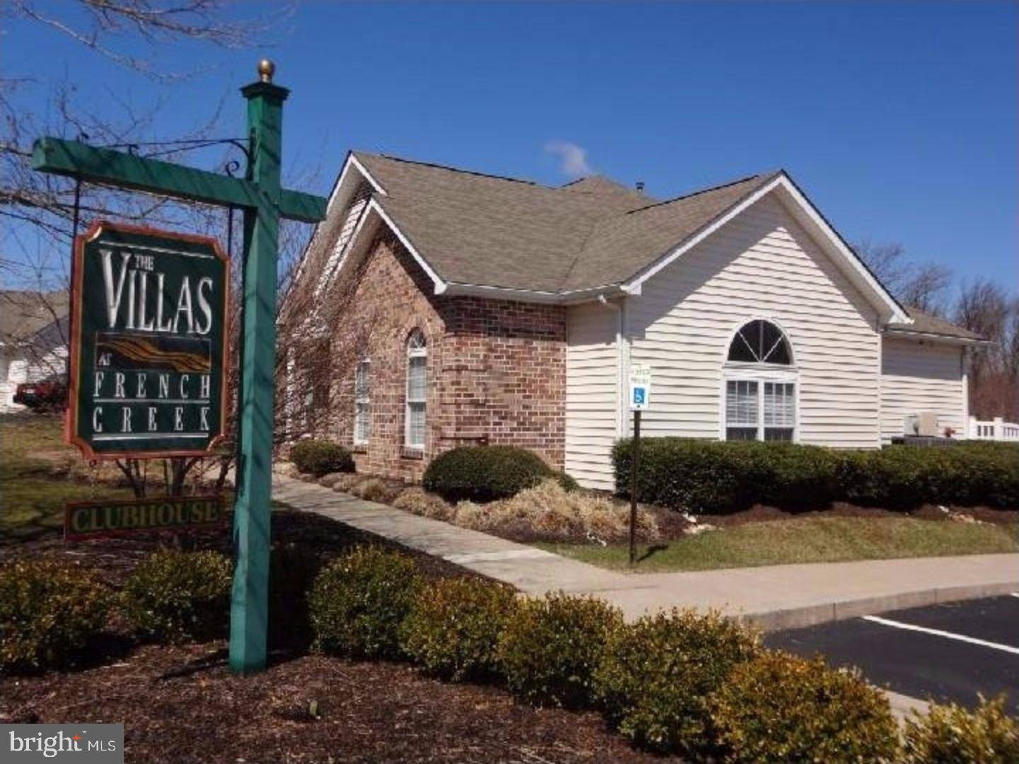 Phoenixville, PA 19460,207 MILLBRIDGE LN #12D
