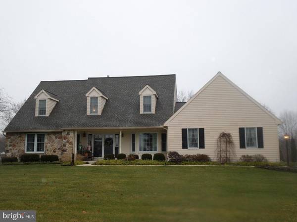 174 DUCK FARM RD, Oxford, PA 19363