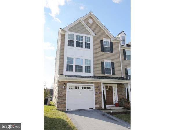 240 TALL TREES CIR, Downingtown, PA 19335