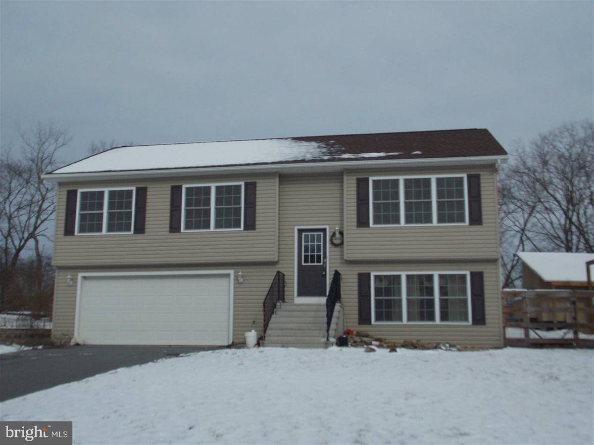 Newville, PA 17241,9 CAMELOT LN