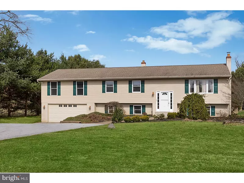 107 E DOE RUN RD, Kennett Square, PA 19348