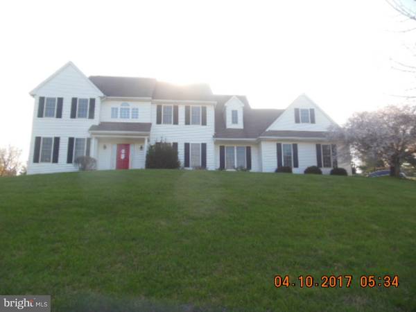 39 MEADOWCROFT LN, Lincoln University, PA 19352