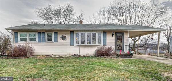 8 HEATHERWOOD RD, Middletown, PA 17057