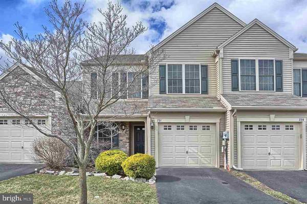 731 CREEKSIDE DR, Hummelstown, PA 17036