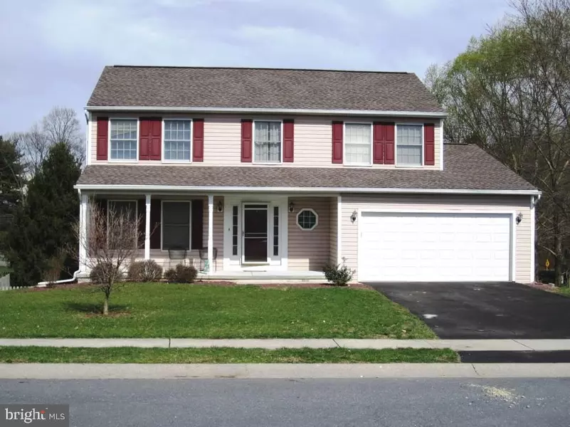 10 MONARCH LN, Mechanicsburg, PA 17050