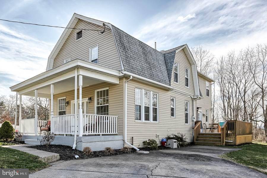 3811 RIDGEWAY RD, Harrisburg, PA 17109