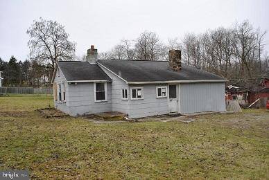 372 MOULSTOWN RD, Abbottstown, PA 17301