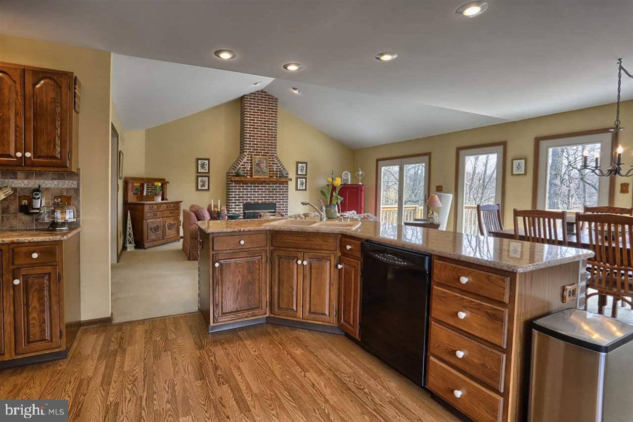 Carlisle, PA 17013,281 SHATTO DR