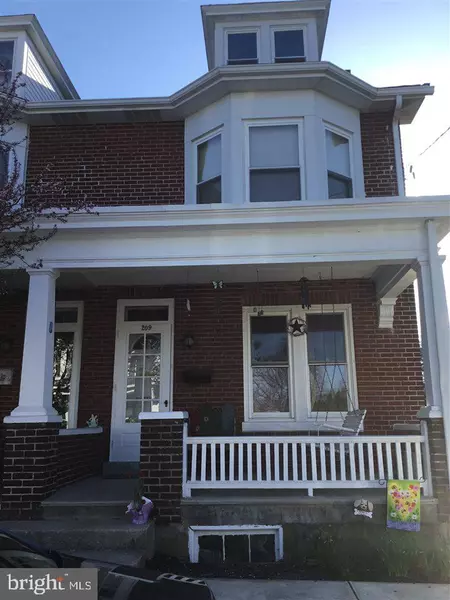 209 S HARRISON ST, Palmyra, PA 17078