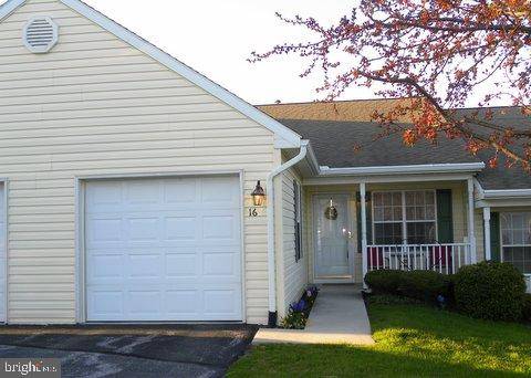 16 HAGARMAN DR, York, PA 17408