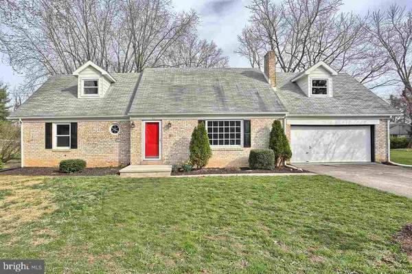 30 GEORGE CIR, Mechanicsburg, PA 17055