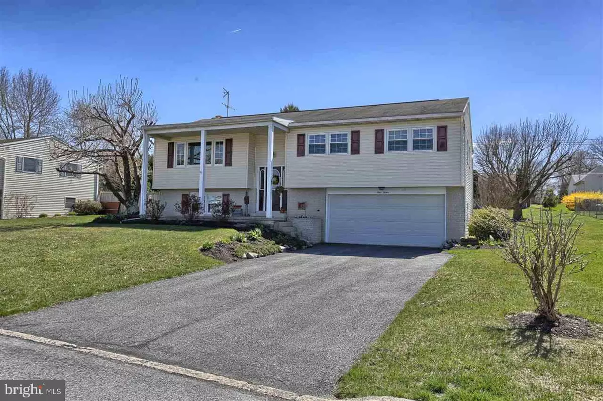 Carlisle, PA 17013,112 CUMBERLAND DR