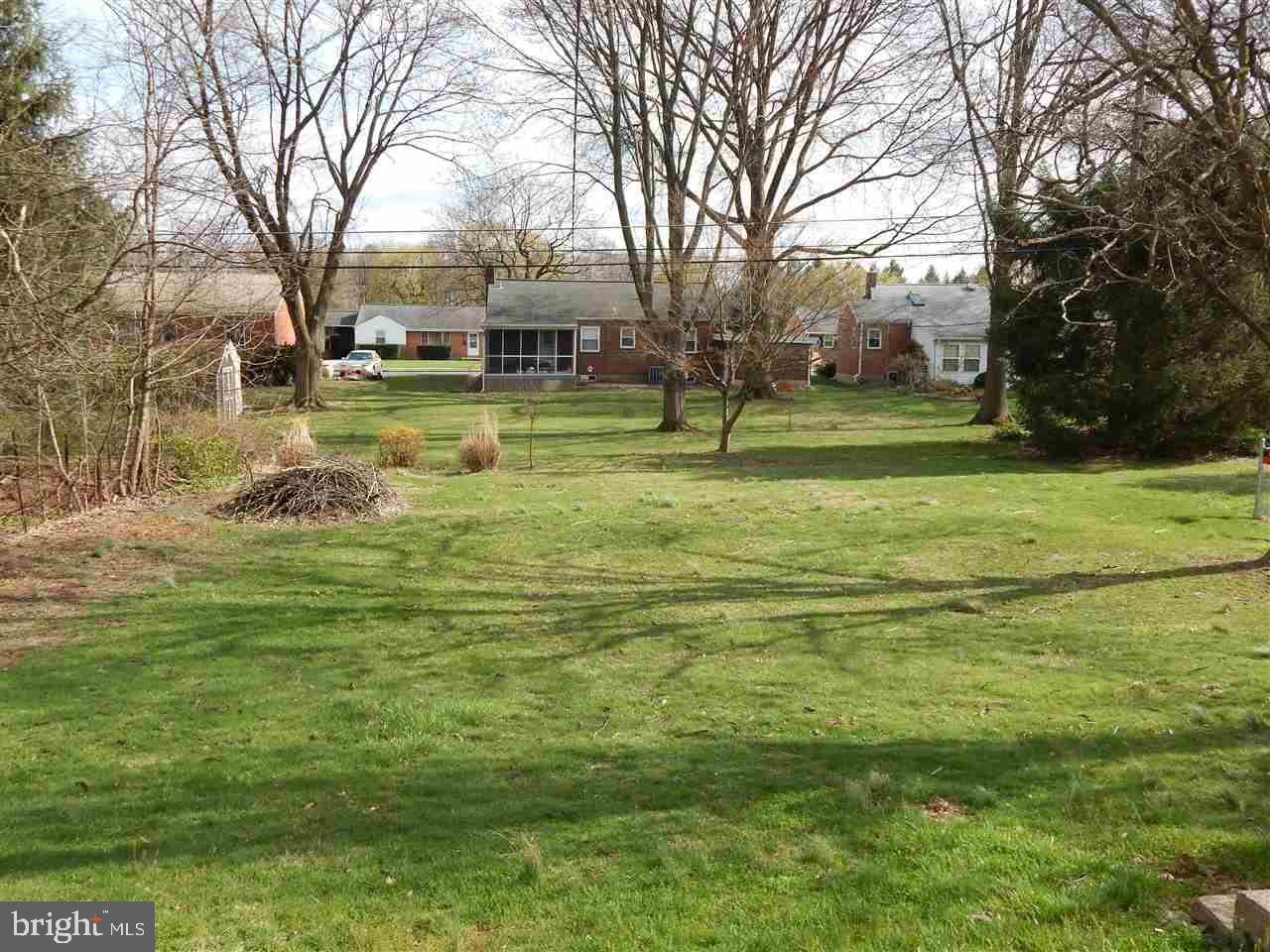 Mechanicsburg, PA 17055,404 E COOVER ST