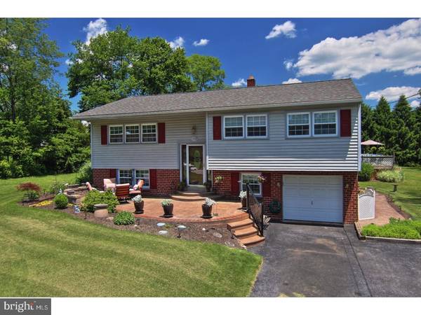 737 SANDRA LN, Phoenixville, PA 19460