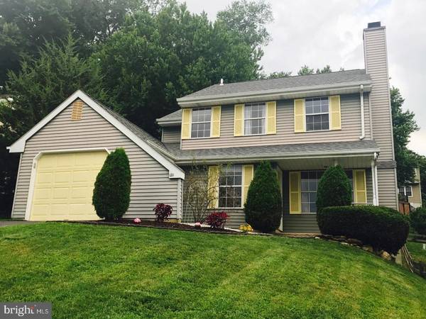 1211 DELAWARE LN, Downingtown, PA 19335