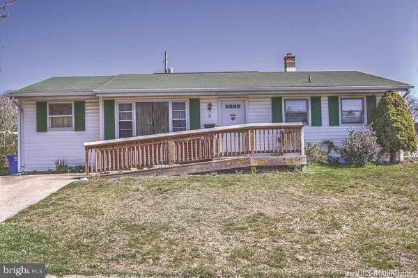 5 SARA ST, Middletown, PA 17057