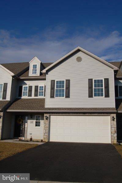 66 CORTLAND XING, Palmyra, PA 17078