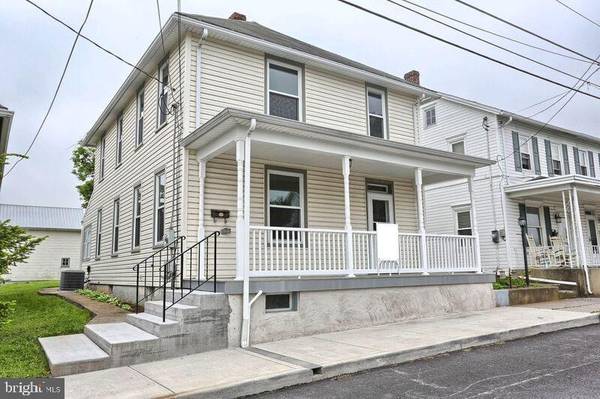 127 W YORK ST, Dillsburg, PA 17019