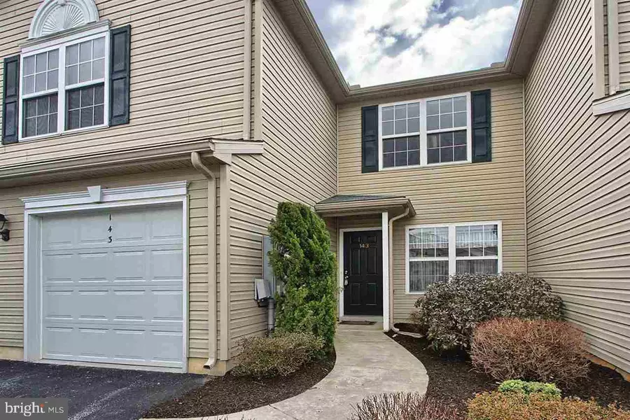 143 ORIOLE CT, Hummelstown, PA 17036