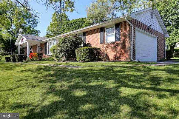 Carlisle, PA 17013,190 SUNSET DR