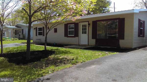 46 5TH AVE, Fayetteville, PA 17222