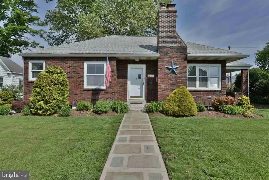 31 W CHERRY ST, Palmyra, PA 17078