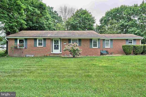 121 PINE RD, Mt Holly Springs, PA 17065