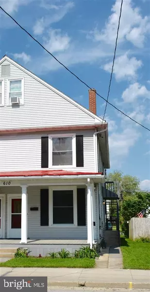 610 N RAILROAD ST, Palmyra, PA 17078