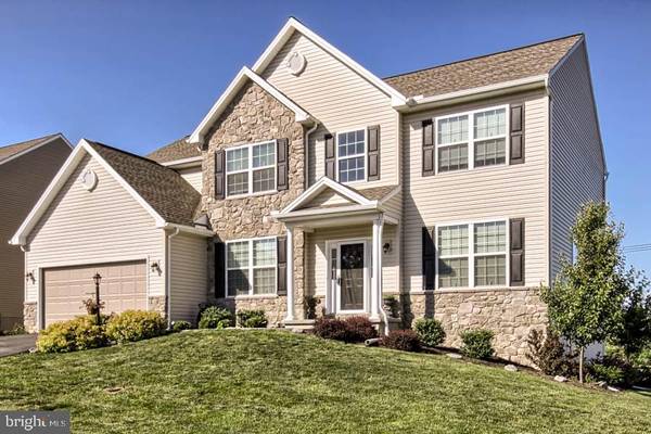 2 REDSTONE CT, Mechanicsburg, PA 17050