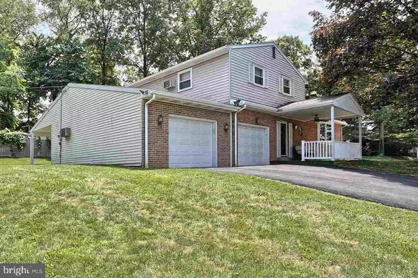 21 SAN JUAN DR, Mechanicsburg, PA 17055