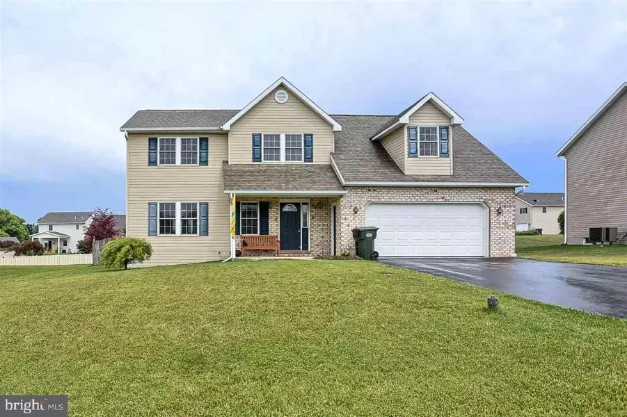 410 FREEDOM DR, Shippensburg, PA 17257