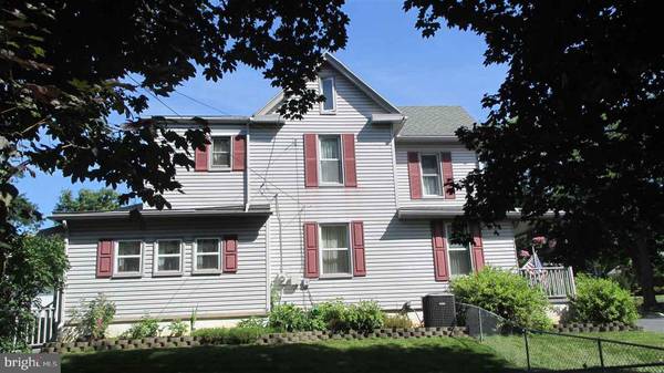 Summerdale, PA 17093,301 2ND ST