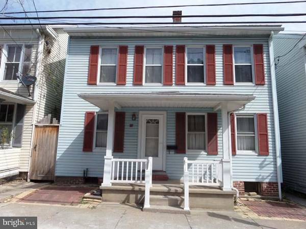 27 CHESTNUT ST EXT, Lewistown, PA 17044