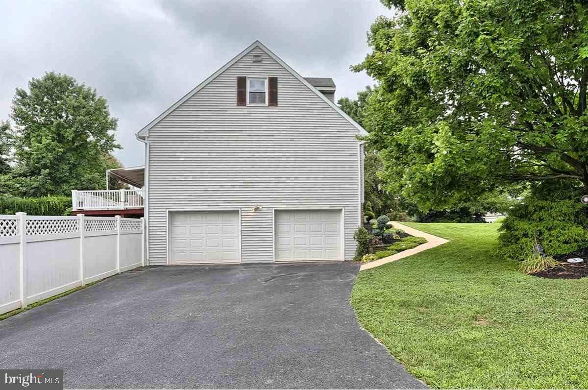 Mechanicsburg, PA 17055,1269 ALMA LN