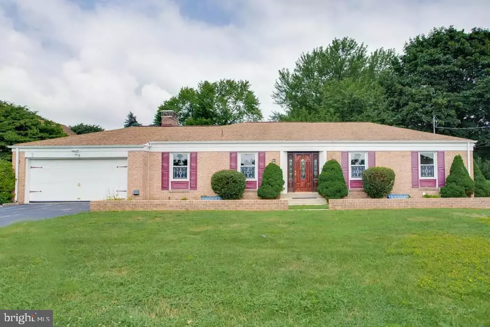 Palmyra, PA 17078,1043 E MAPLE ST