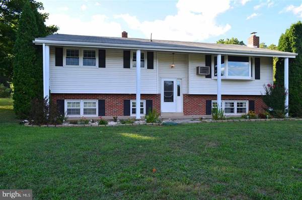 814 HUNTERS VALLEY RD, Liverpool, PA 17045