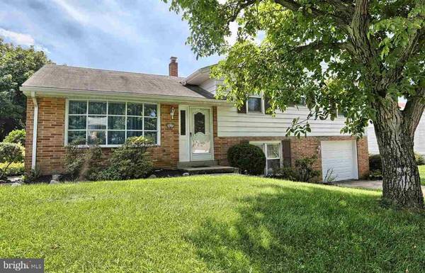 2425 GARRISON AVE, Harrisburg, PA 17110