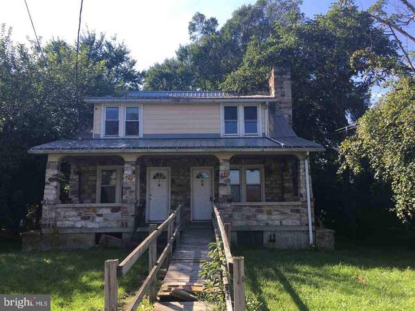 28 CARLISLE RD, Newville, PA 17241