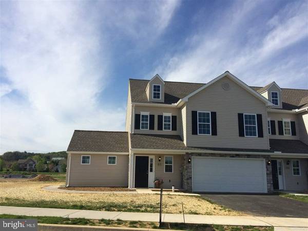 60 CORTLAND XING, Palmyra, PA 17078