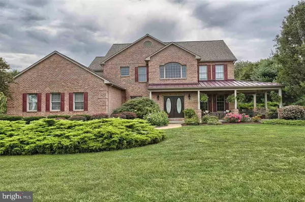 107 CRABAPPLE CT, Hummelstown, PA 17036