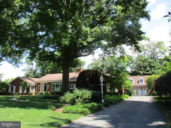 735 VISTA DR, Camp Hill, PA 17011