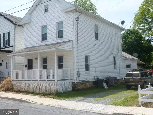 32 S MAIN ST, Marysville, PA 17053