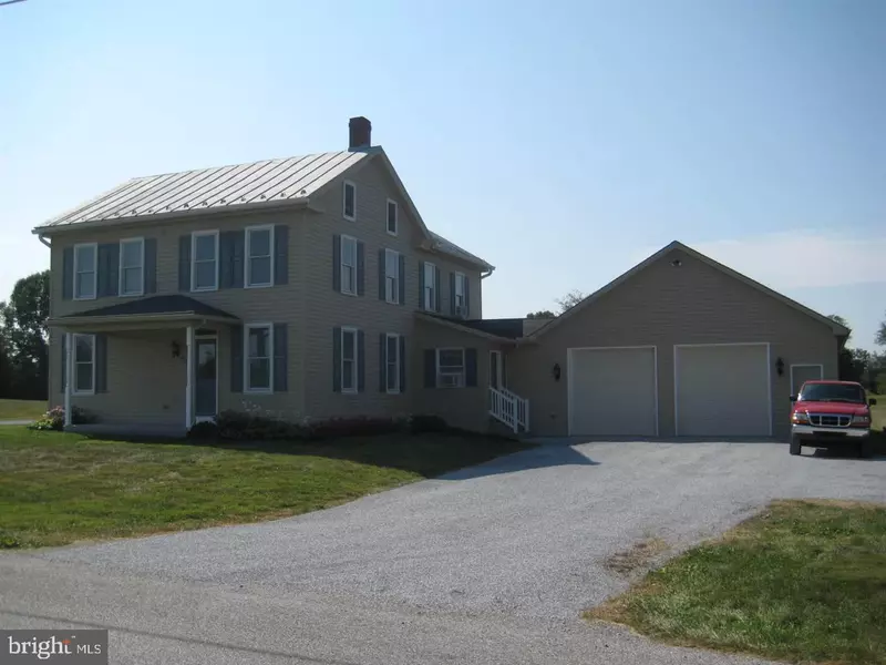 42 CLAY RD, Carlisle, PA 17015