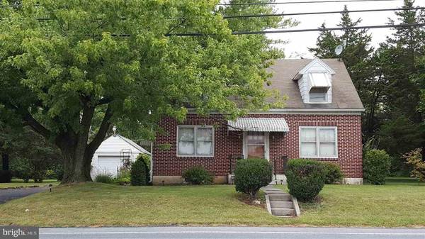 725 W MAIN ST, Annville, PA 17003