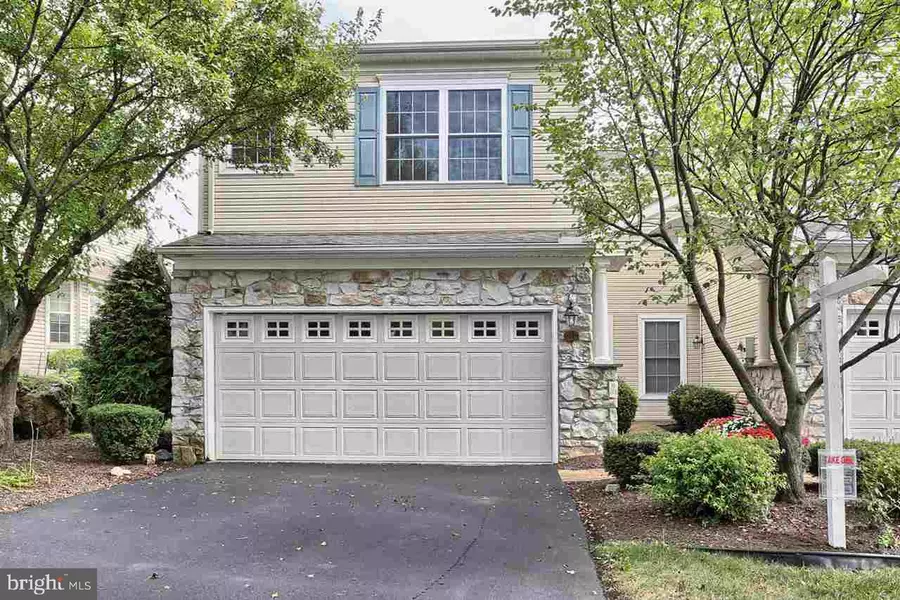 91 CAROUSEL CIR, Hershey, PA 17033