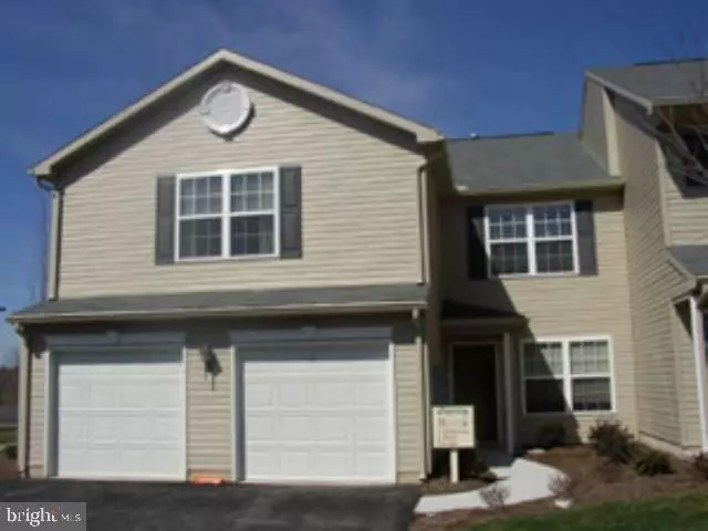 102 ORIOLE CT, Hummelstown, PA 17036