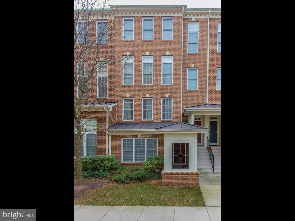 Fairfax, VA 22033,4479-A BEACON GROVE CIR #807A