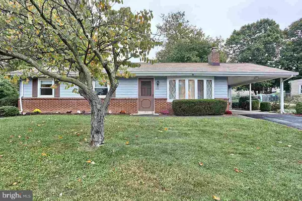 323 MOUNT ALLEN DR, Mechanicsburg, PA 17055