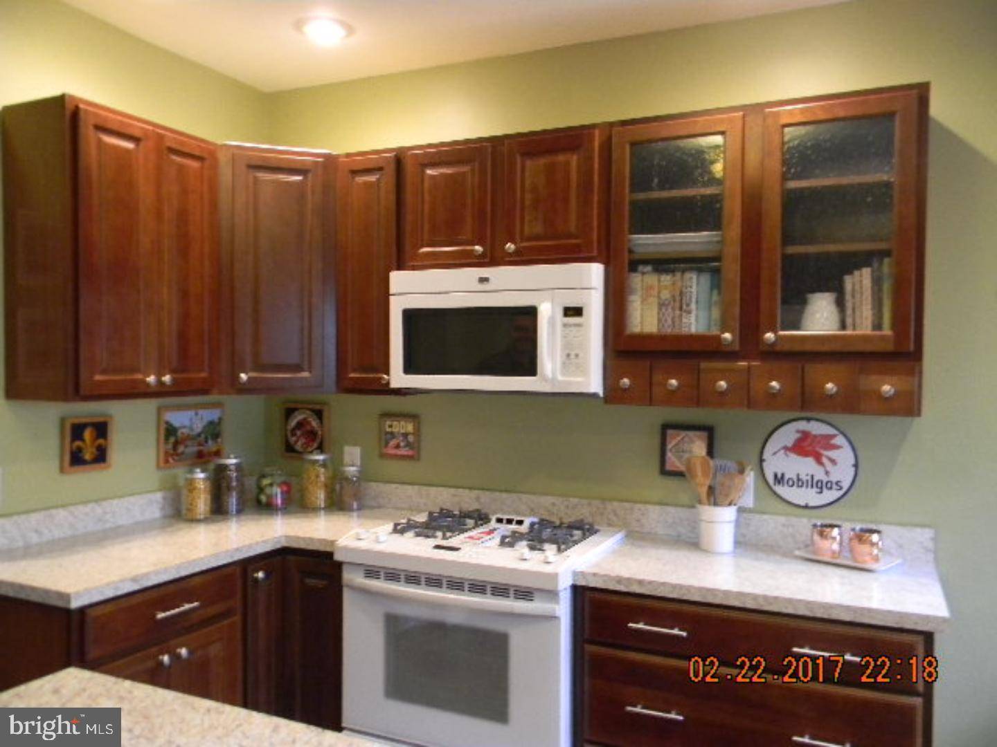 Philadelphia, PA 19145,2245 S 18TH ST